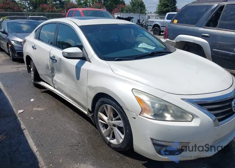 2015 Nissan Altima 2.5 Sv from USA, damaged, VIN 1N4AL3AP7FC278156